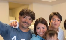 阿部一二三の家族写真